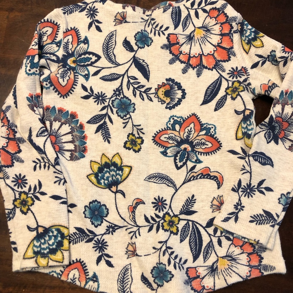 Old Navy long sleeve thermal shirt